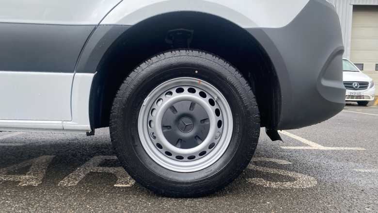 Mercedes-Benz Sprinter 315Cdi L3 Diesel Rwd 3.5t H2 Pro Van 9G-Tronic